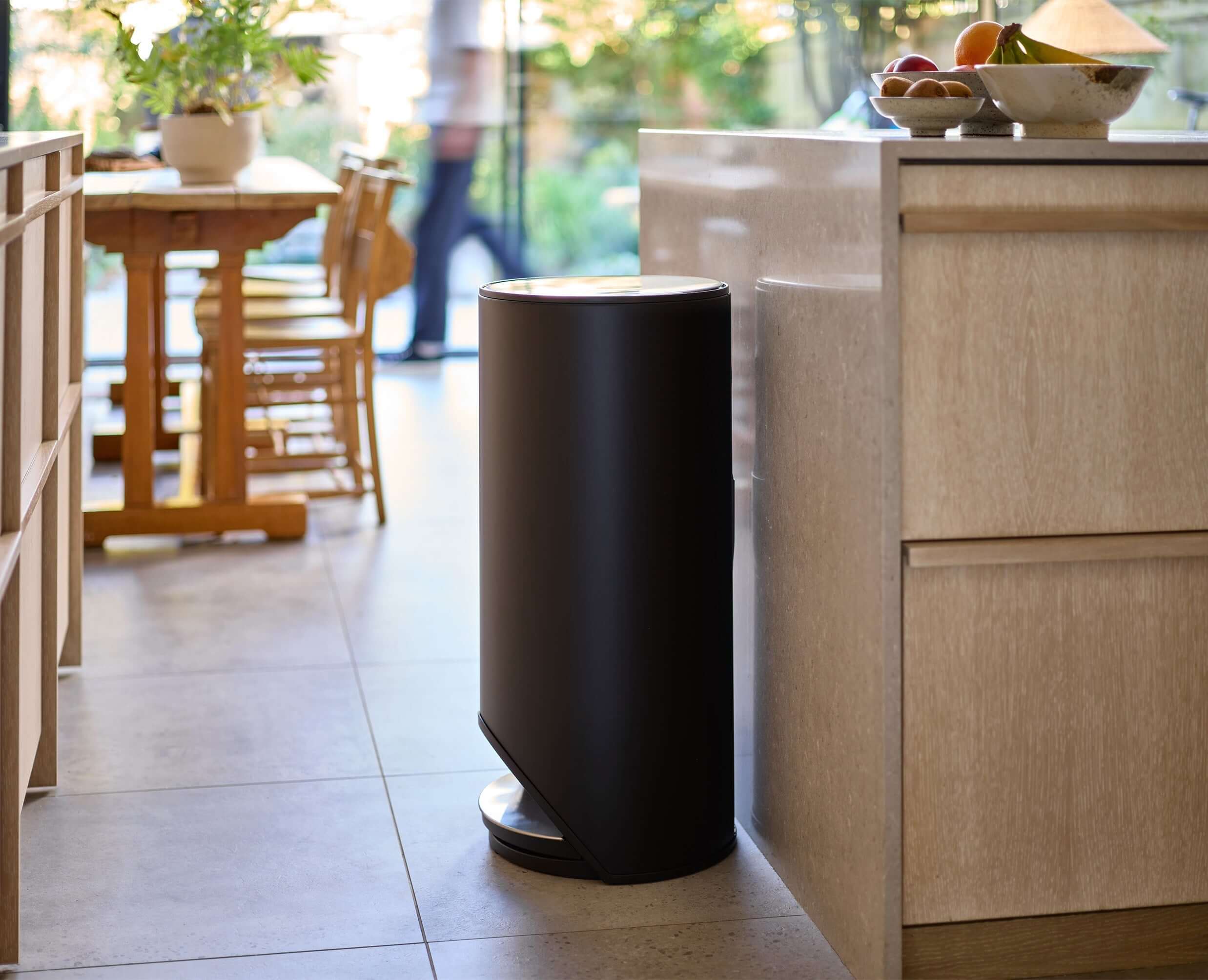 Arc™ 30L Easy-push Pedal Bin Starter Set