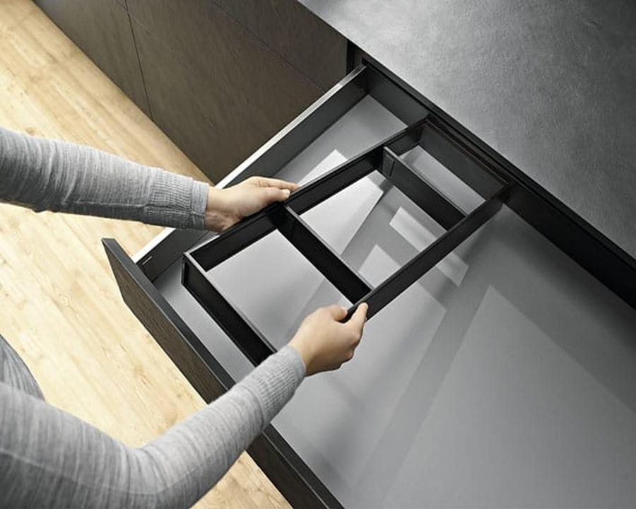 AMBIA-LINE by Blum Steel Frame
