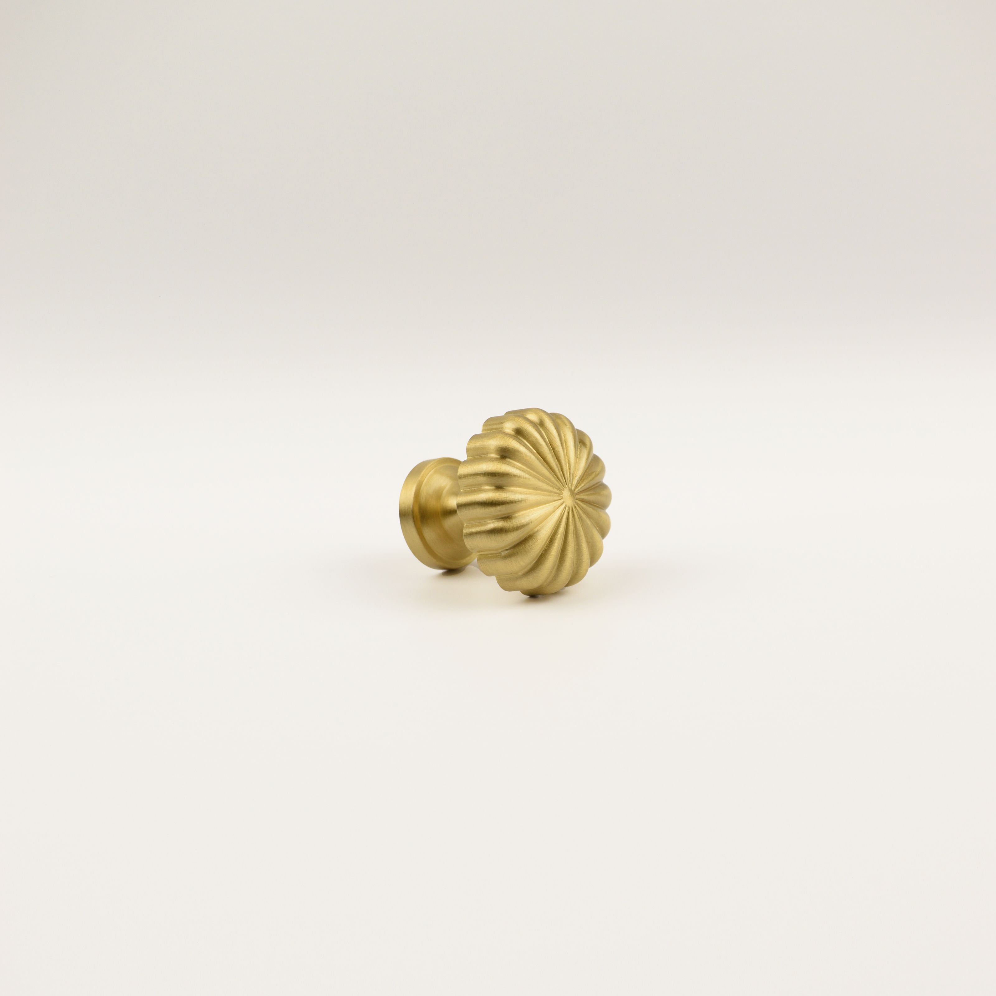 Aurora Solid Brass Knob | Satin Brass